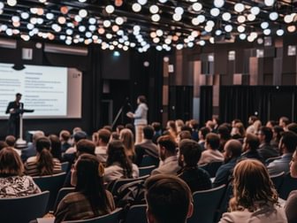 „Standout Print“ surengė nuotolinę konferenciją dizaineriams ir marketingo specialistams 1